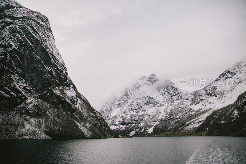 挪威冬季的n øyfjord